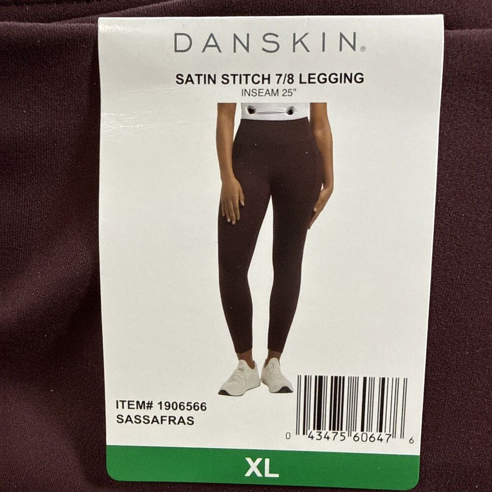 NWT Danskin Women XL Satin Stitch 7/8 Legging Sassafras Burgundy Athleisure Yoga